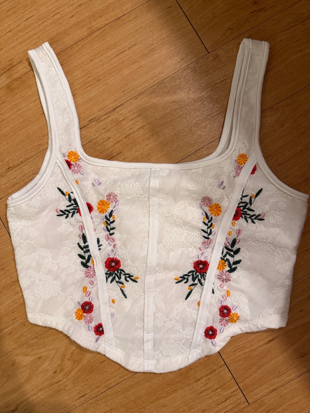 SHEIN White Floral Embroidered Crop Top